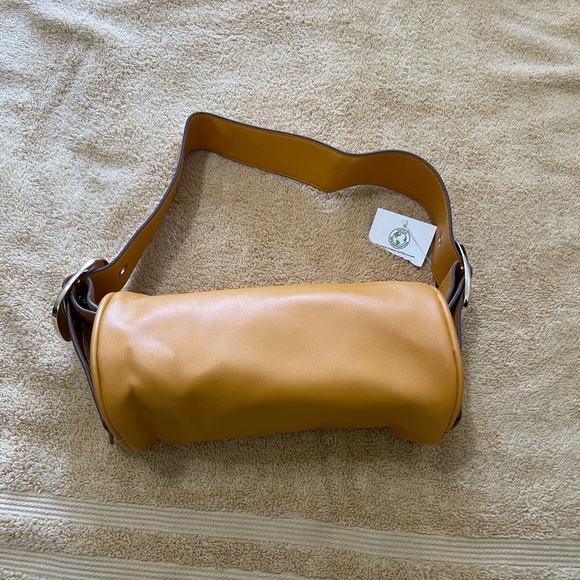 womens small handbag - Picture 1 of 3
